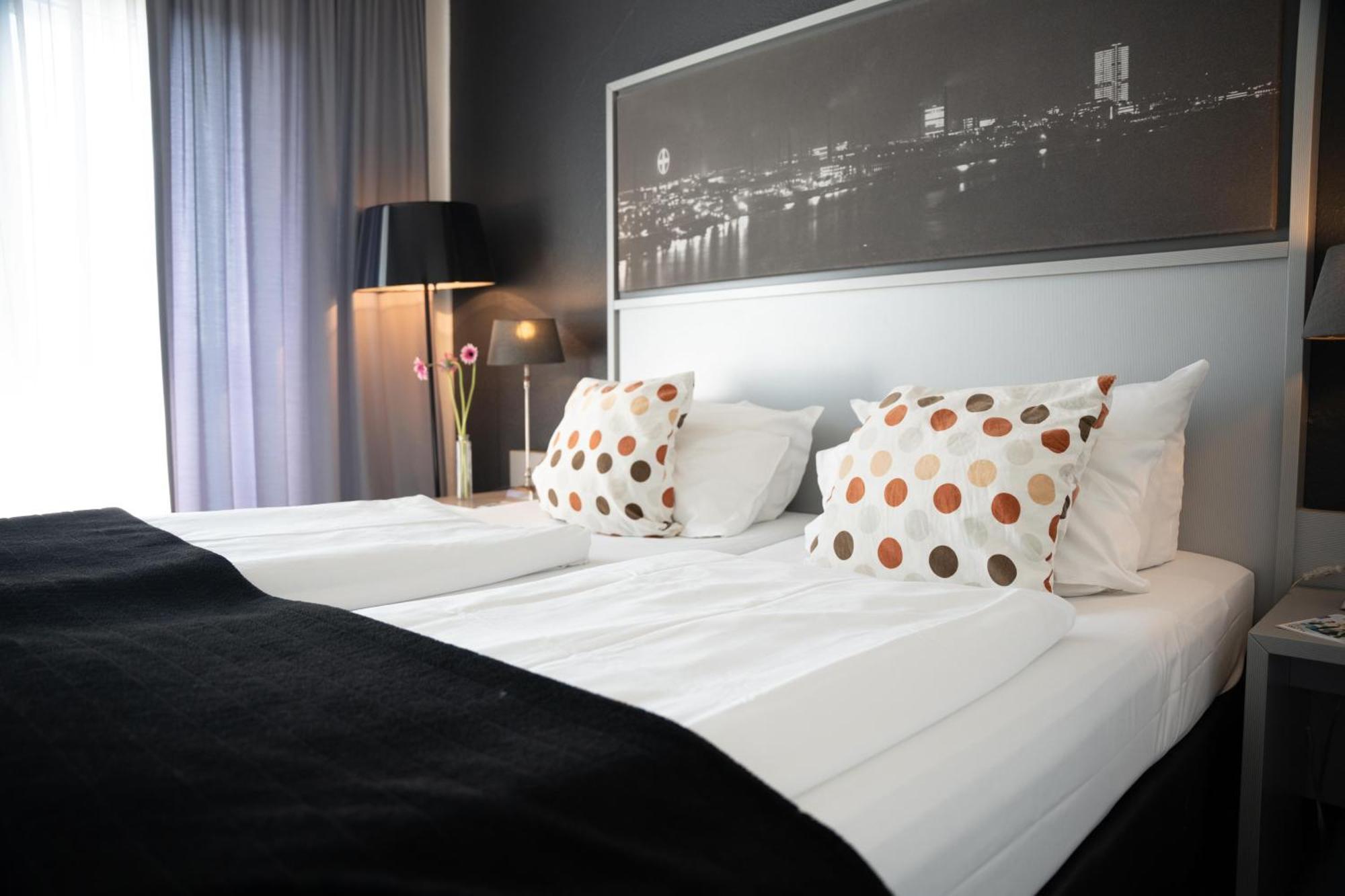 Hotel Medo Koeln Luaran gambar