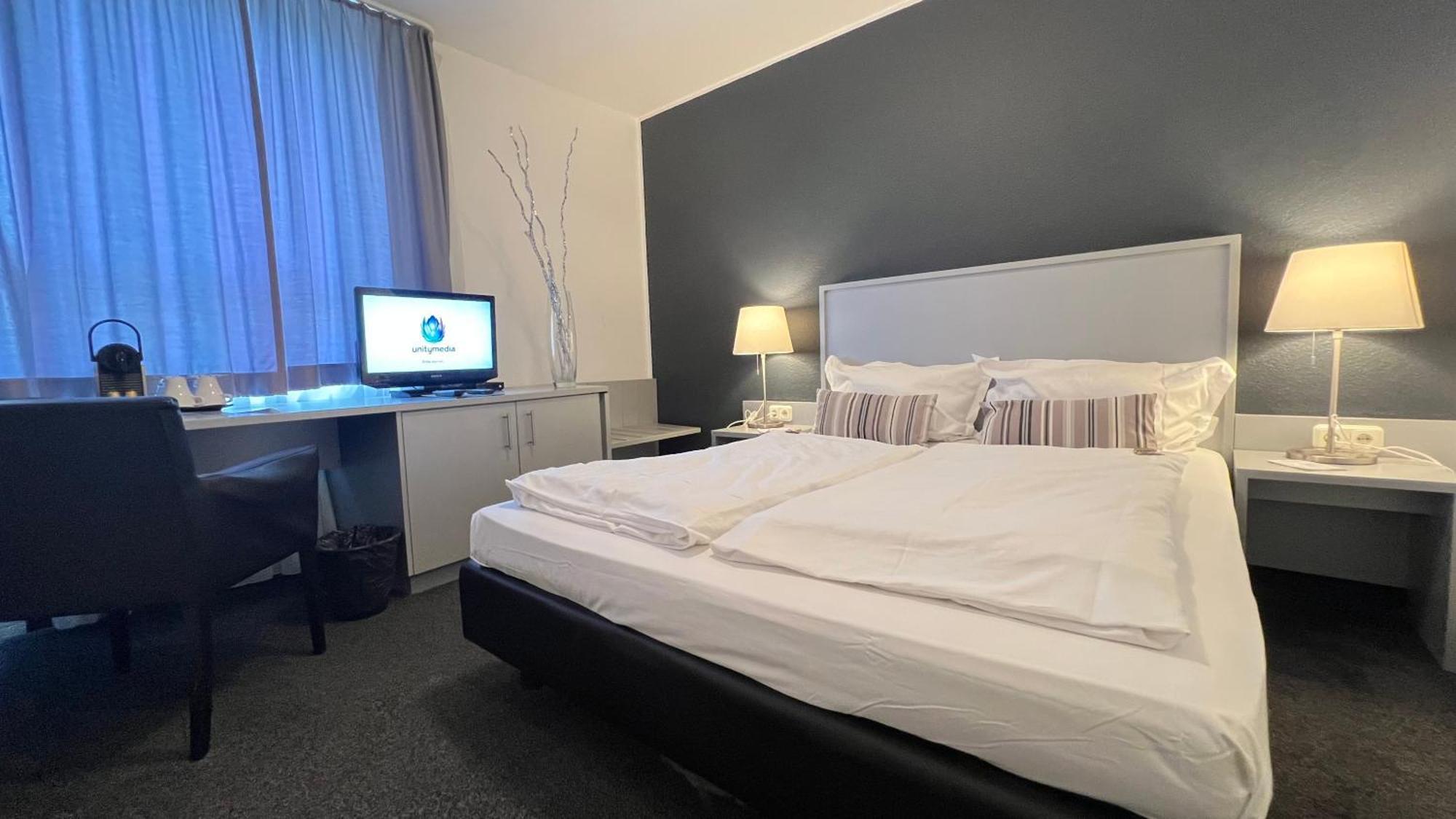 Hotel Medo Koeln Luaran gambar